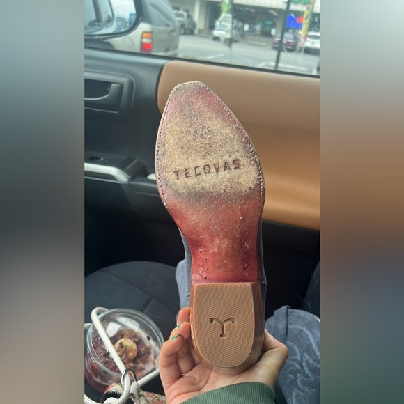 Tecovas women boots size 8 - Picture 2 of 2